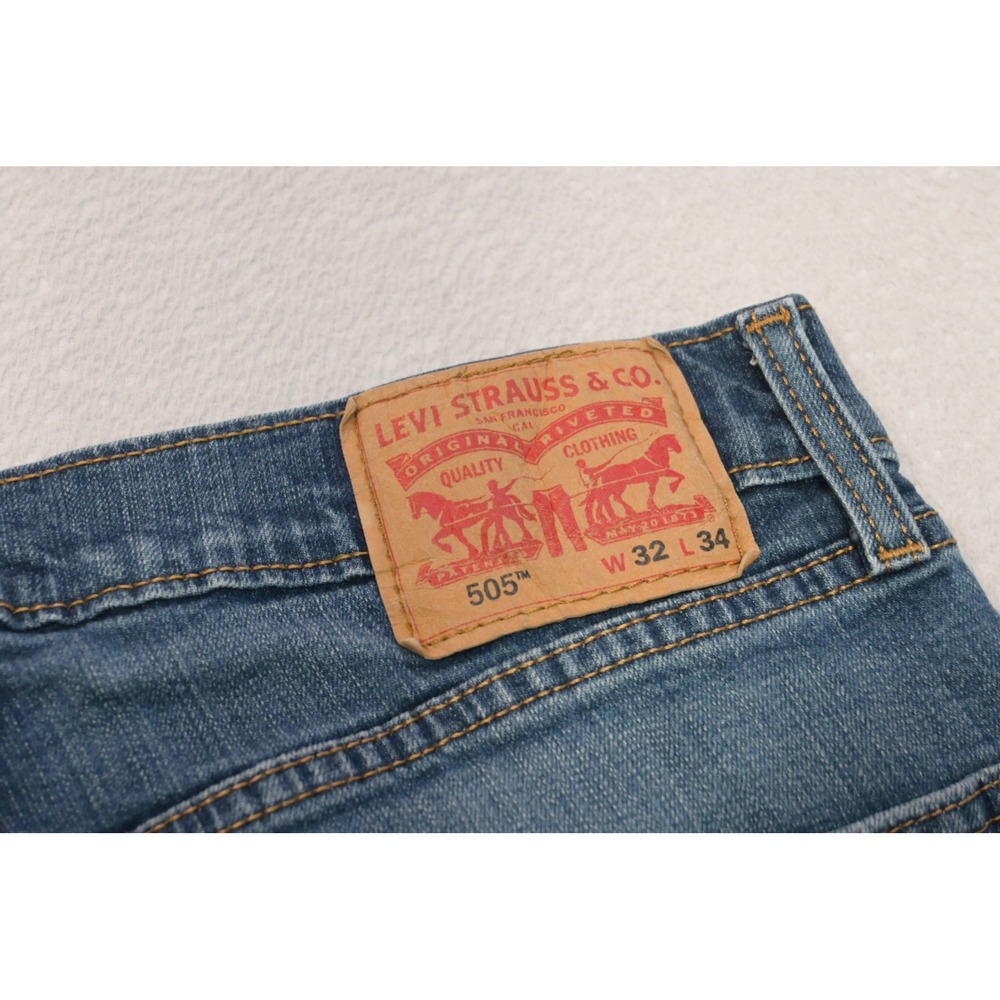 Levis 505 Regular Fit Jeans Mens 32x34 Blue Straight Leg‎ Stretch Excellent
